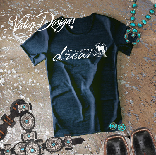 Follow Your Dream Longe Line Horse Unisex Short Sleeve Tee