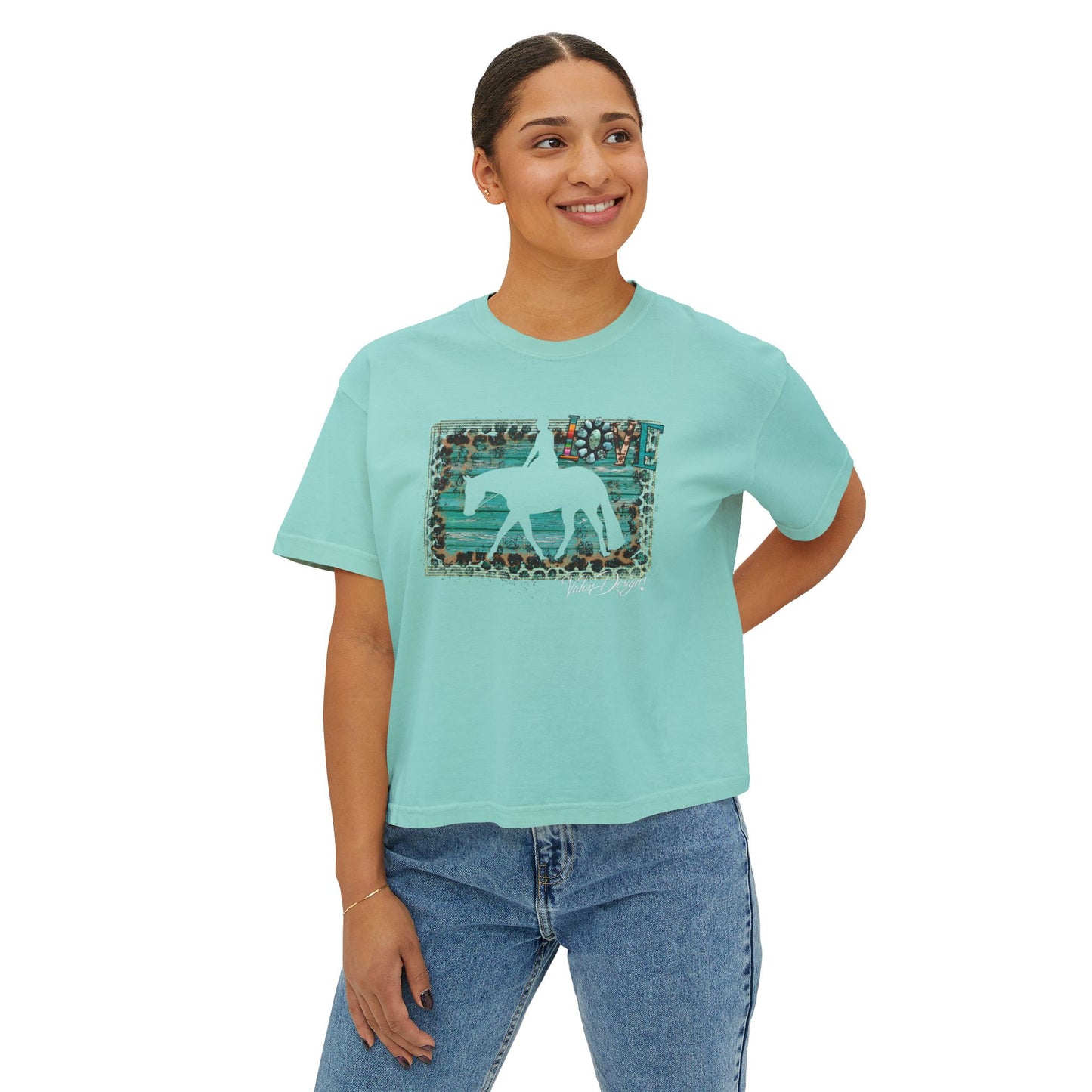 Love HUS Horses Women's Boxy Tee